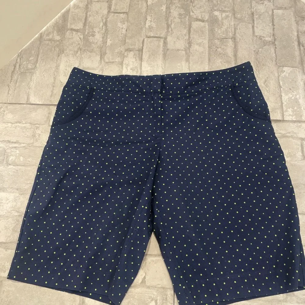 IZod Golf Bermuda Shorts Lightweight‎ Size 14 Navy Blue Green Polka Dots